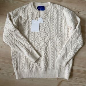 Women’s Cream Cable Knit Sweater